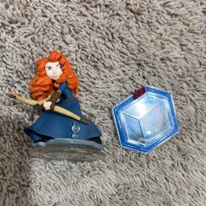 DISNEY INFINITY GAME FIGURED Disney Merida Figure and stitch figure
